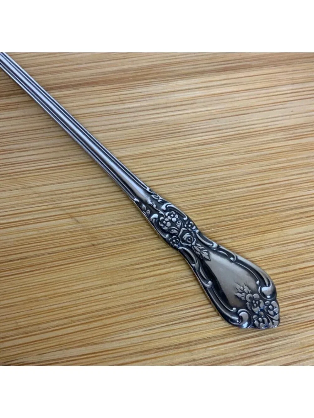 Oneida Distinction Deluxe Kennett Square Lot of 7 Cocktail Forks Stainless Steel